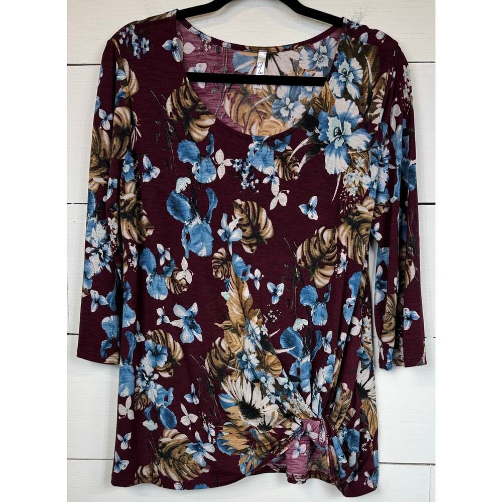 Yee Red 3/4 Sleeve Blouse Women's Size Medium